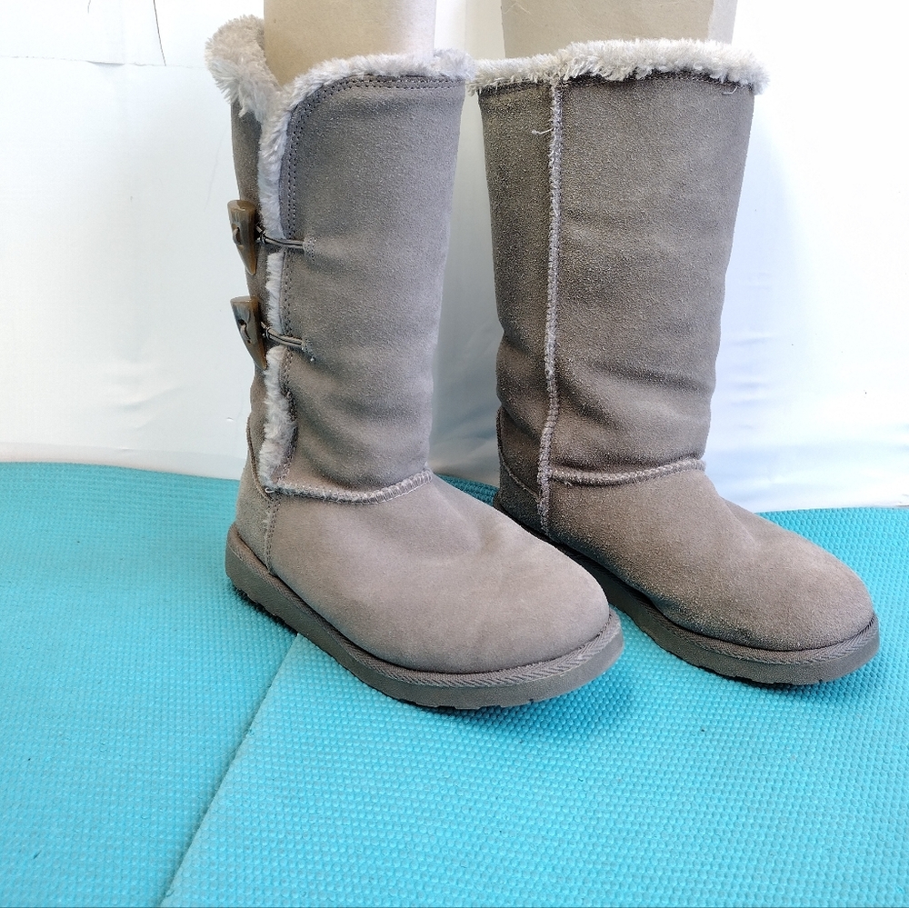 Canyon River Blues Toggle Faux Fur Winter Boots Grey Leather Suede Size 6